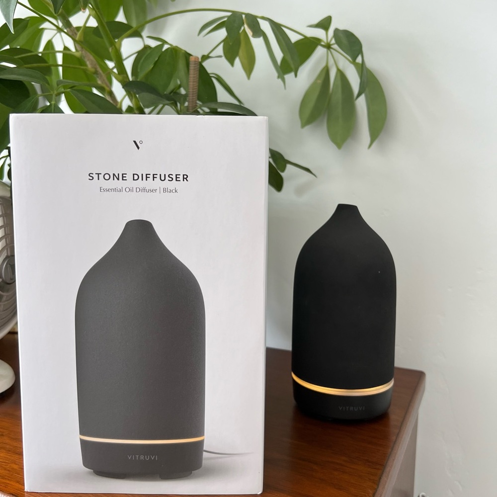 Vitruvi Stone Essential Oil Difusor